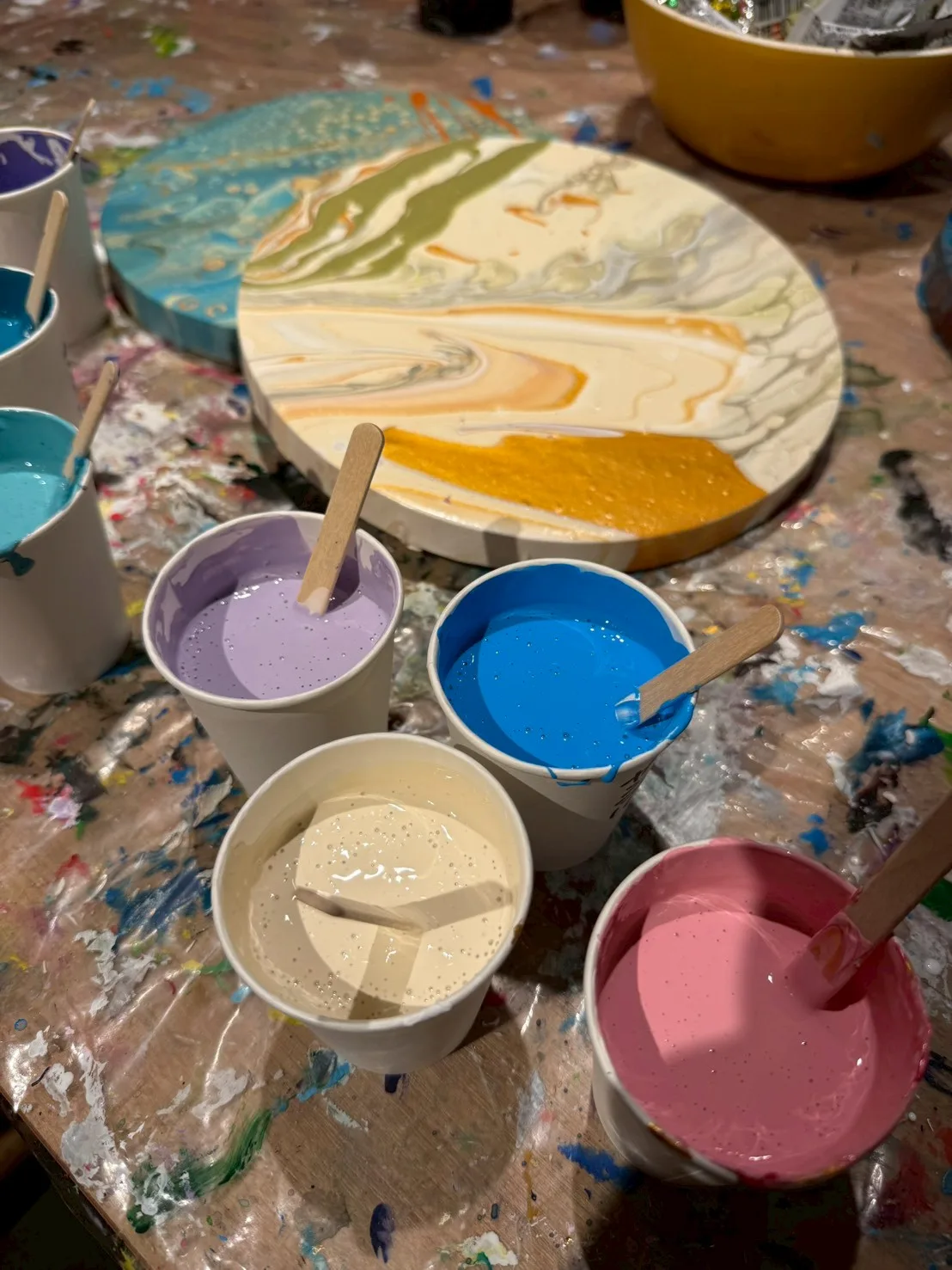 Paint Pouring /n 2